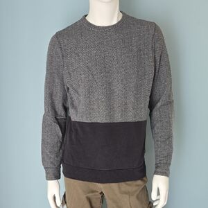 Hollister Gray and Black Crewneck Sweatshirt